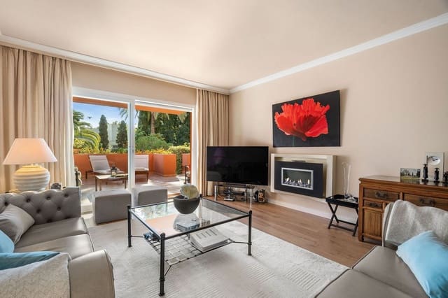 2 soverom Leilighet til salgs i Casco Antiguo, Marbella med garasje - € 775 000 (Ref: 9629299)