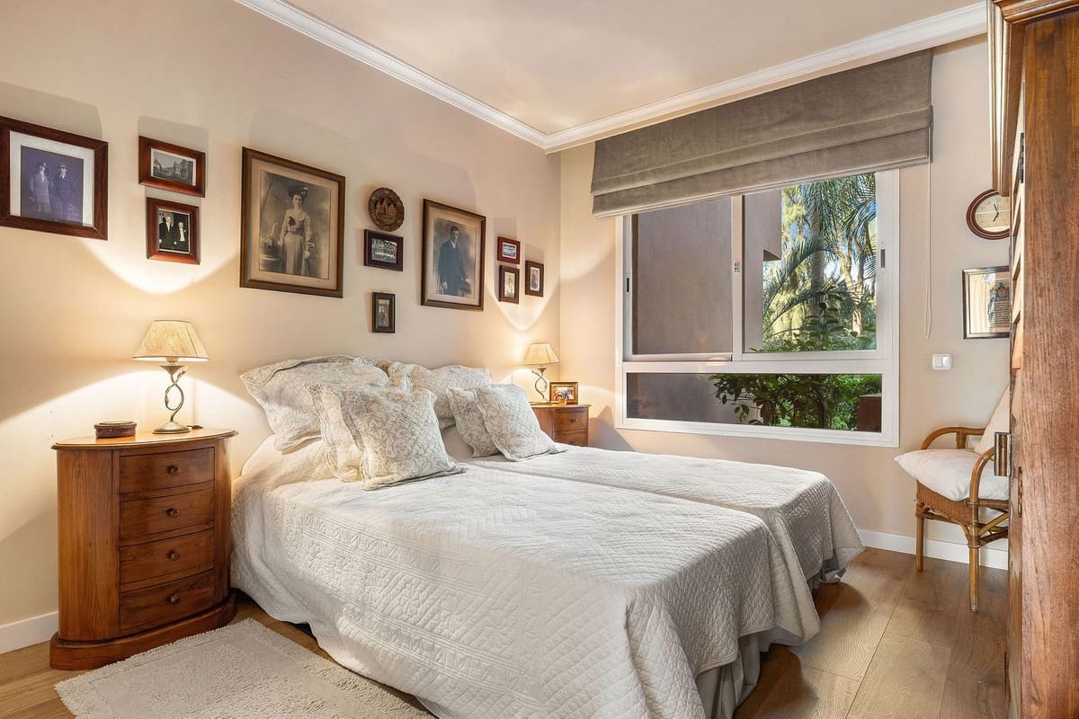 2 sypialnia Apartament na sprzedaż w Marbella z garażem - 775 000 € (Ref: 9629299)