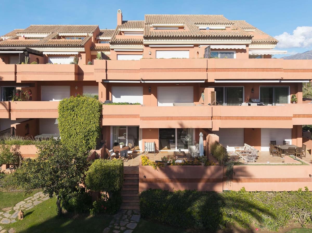 2 sypialnia Apartament na sprzedaż w Marbella z garażem - 775 000 € (Ref: 9629299)