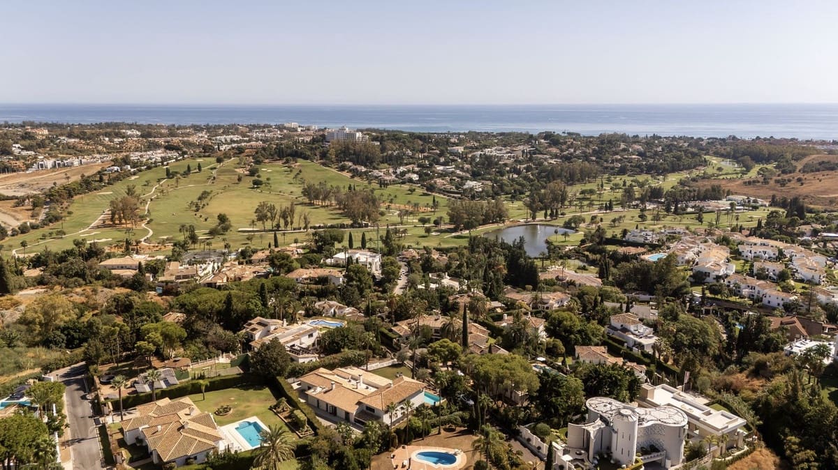 5 quarto Moradia para venda em El Paraiso - 3 195 000 € (Ref: 9629300)