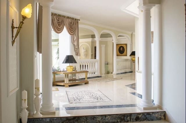 7 soverom Villa til salgs i Hacienda Las Chapas, Marbella - € 2 285 000 (Ref: 9629301)