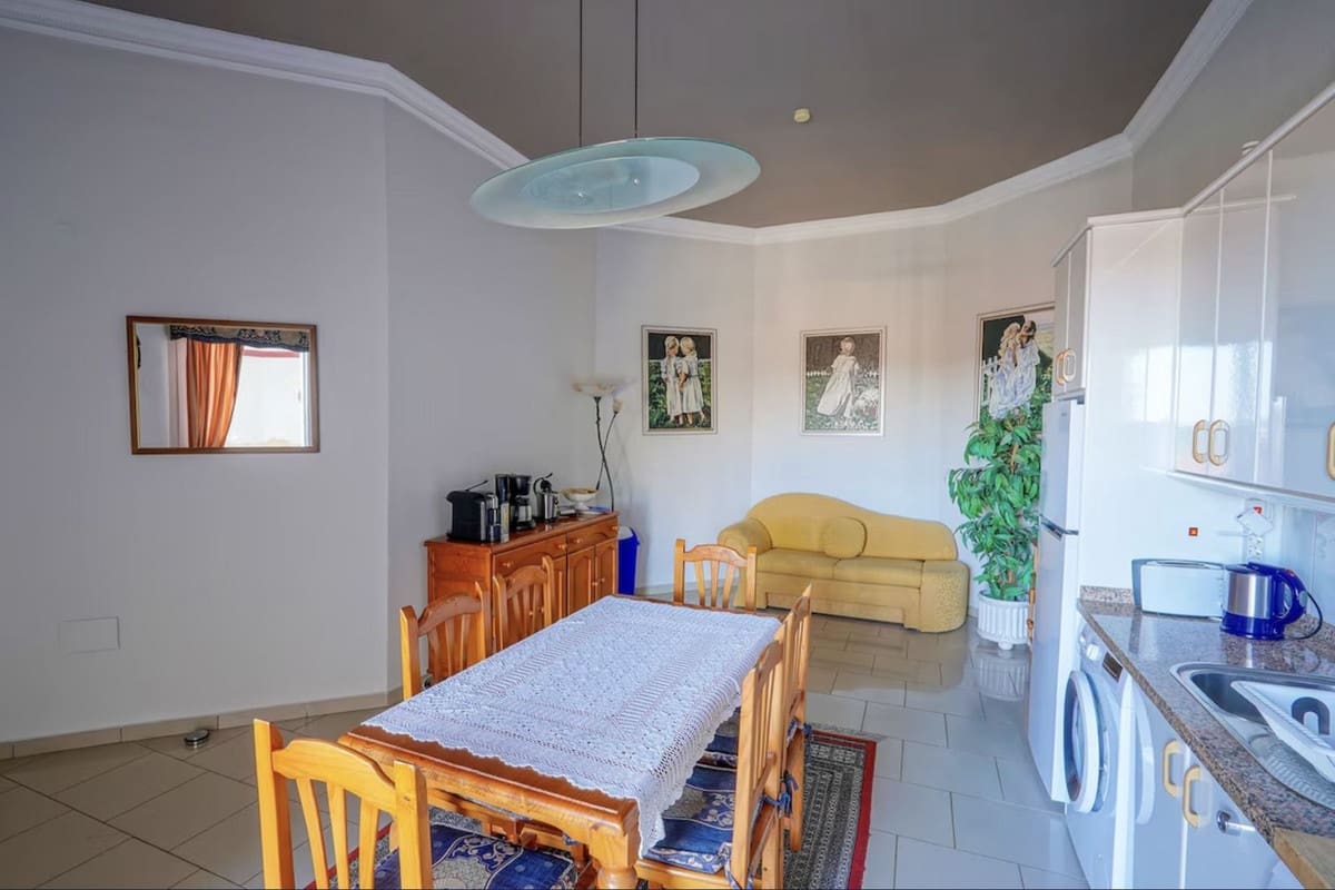 Chalet de 7 habitaciones en Marbella en venta - 2.285.000 € (Ref: 9629301)