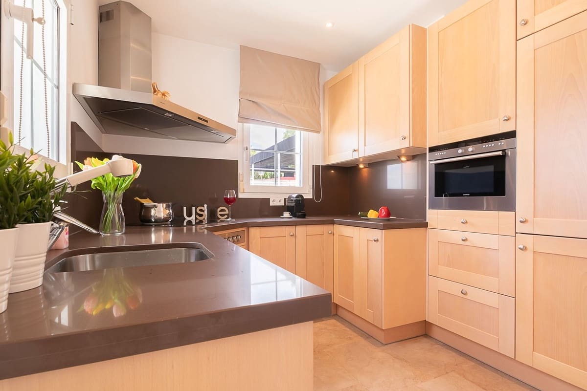 6 bedroom Villa for sale in Torrenueva - € 1,175,000 (Ref: 9629304)