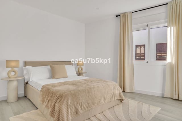 3 sovrum Lägenhet till salu i Puerto Banus, Marbella - 695 000 € (Ref: 9629306)