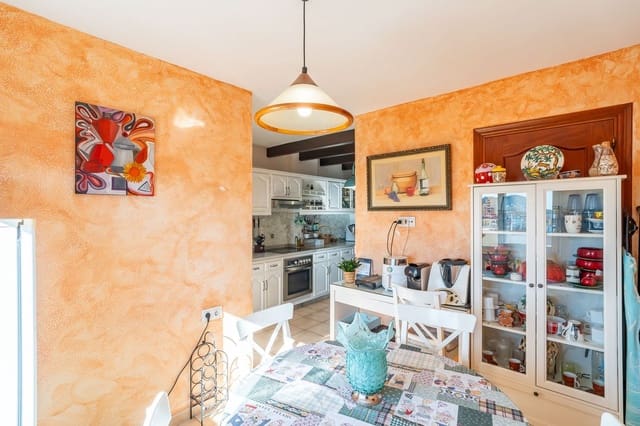 4 slaapkamer Appartement te koop in Castillo Sohail, Fuengirola - € 382.000 (Ref: 9629312)