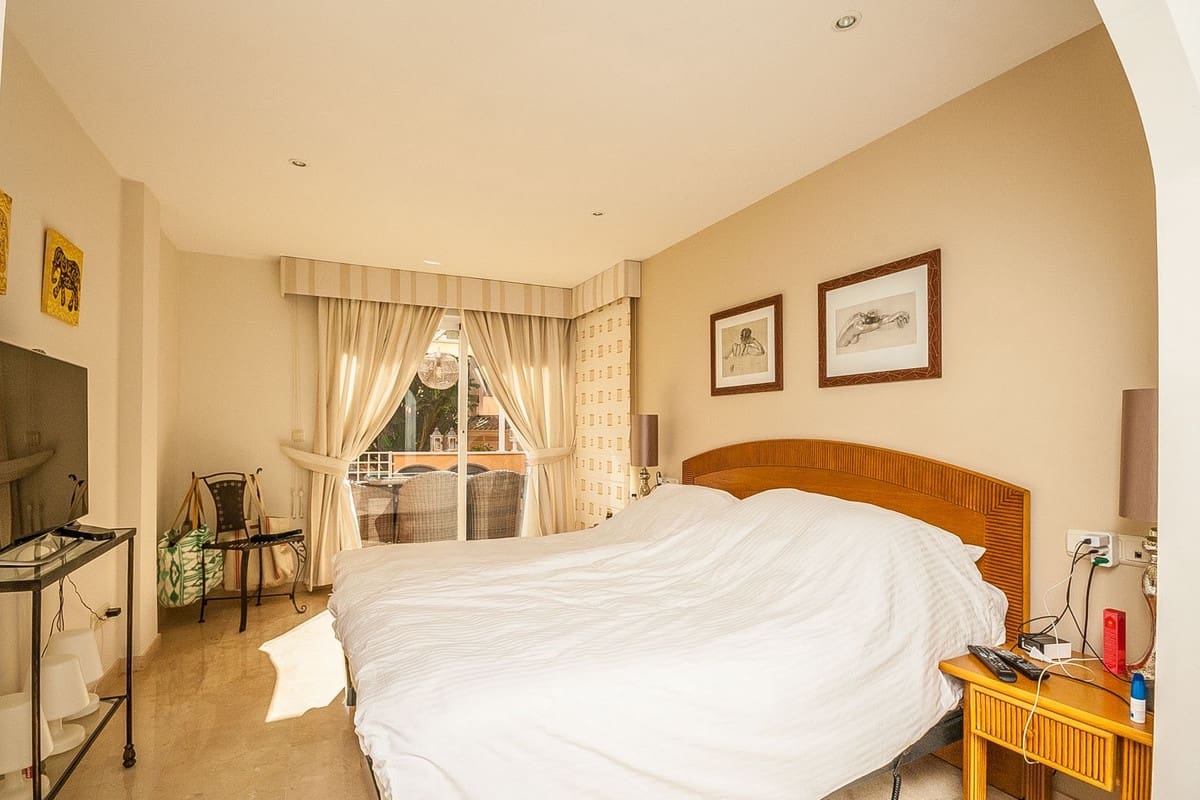 3 quarto Apartamento para venda em Elviria com garagem - 595 000 € (Ref: 9629317)