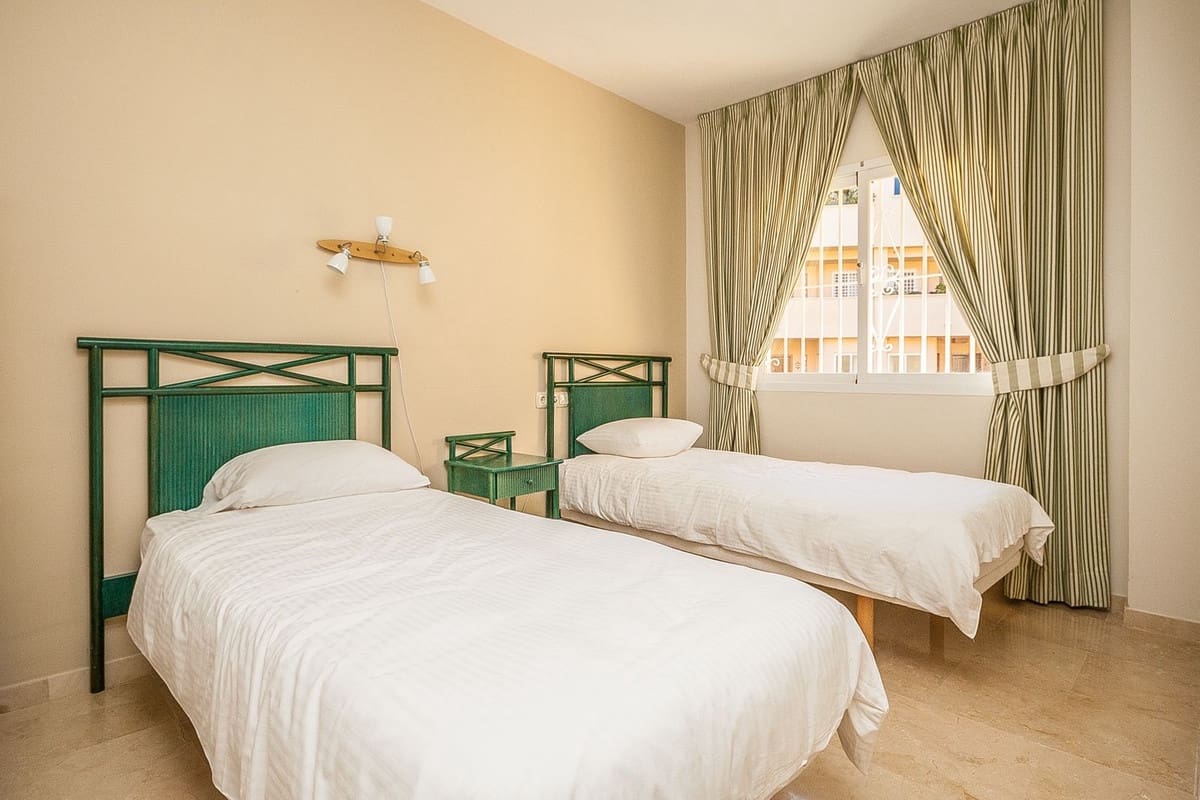 3 quarto Apartamento para venda em Elviria com garagem - 595 000 € (Ref: 9629317)