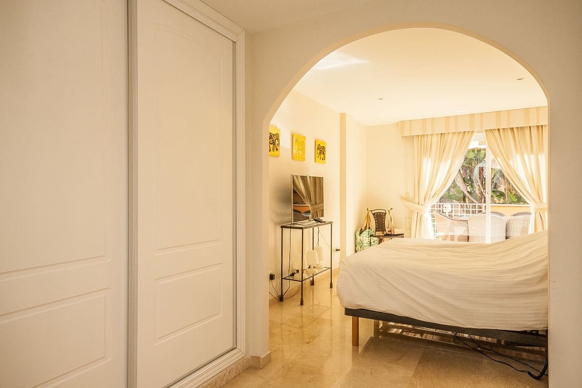 3 quarto Apartamento para venda em Elviria com garagem - 595 000 € (Ref: 9629317)