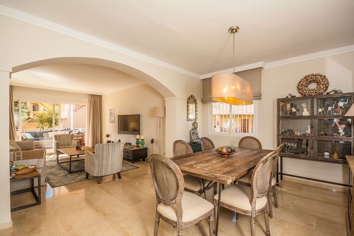 3 quarto Apartamento para venda em Elviria com garagem - 595 000 € (Ref: 9629317)