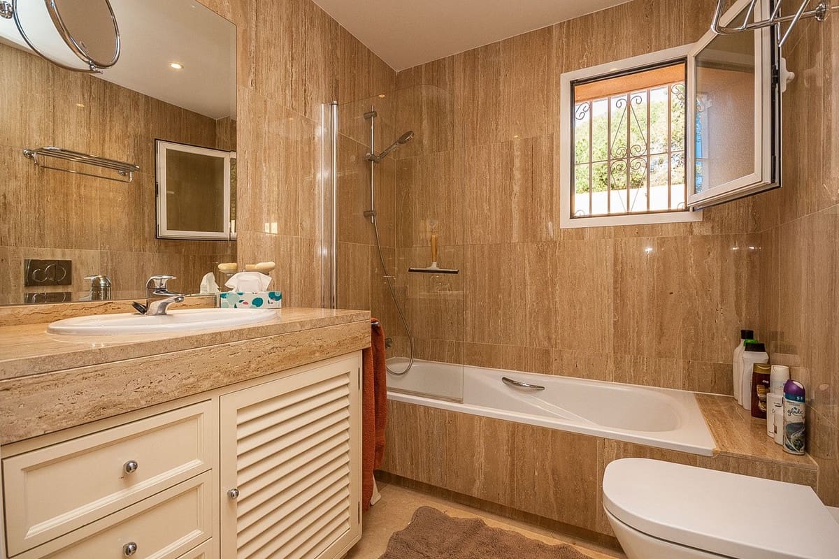 3 quarto Apartamento para venda em Elviria com garagem - 595 000 € (Ref: 9629317)