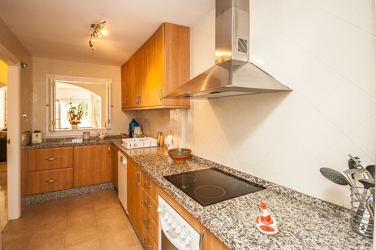 2 chambre Appartement à vendre à Elviria - 435 000 € (Ref: 9629320)