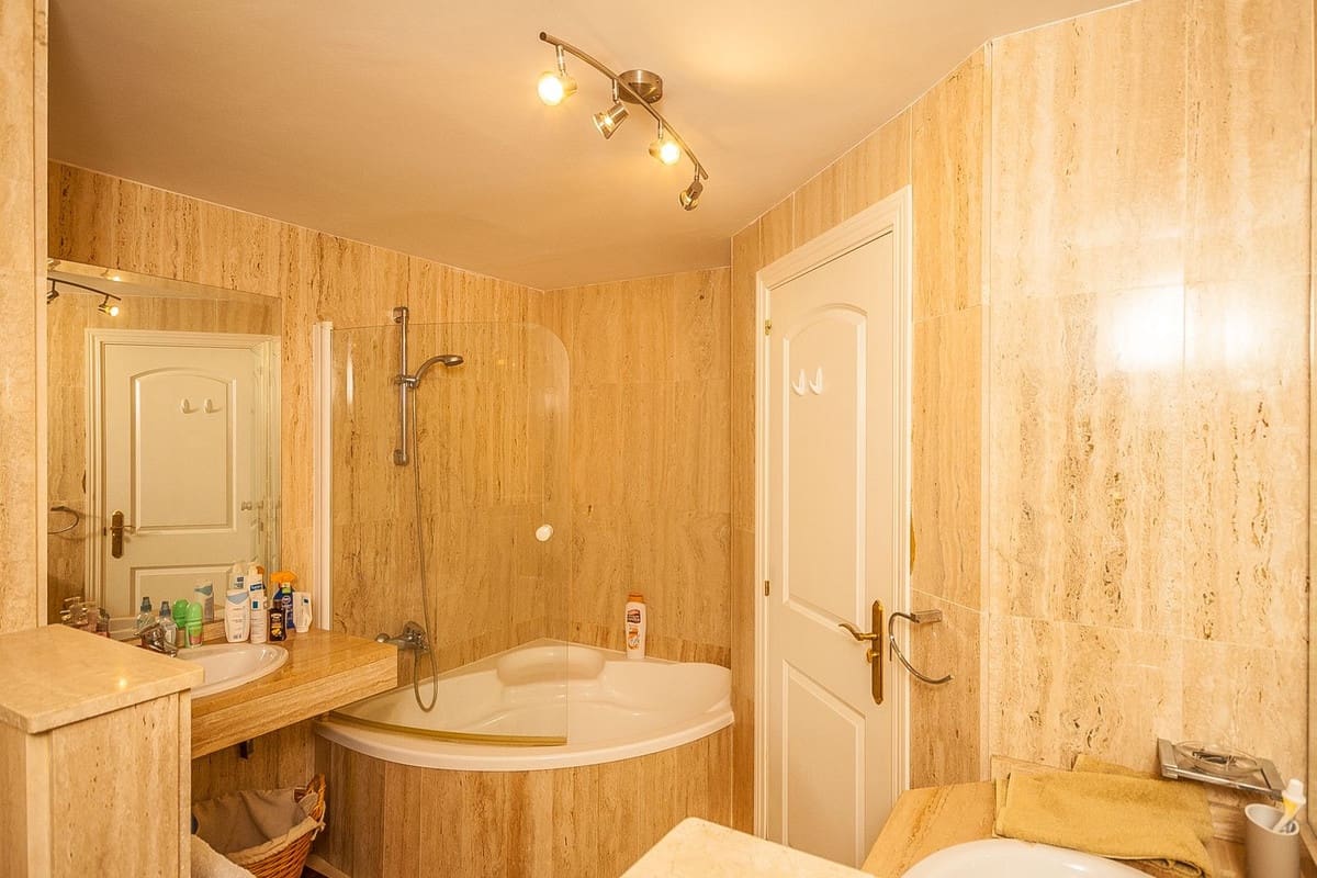 2 chambre Appartement à vendre à Elviria - 435 000 € (Ref: 9629320)