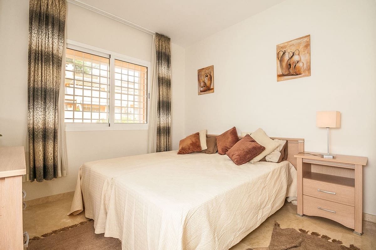 2 chambre Appartement à vendre à Elviria - 435 000 € (Ref: 9629320)