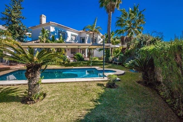 4 soveværelse Villa til salg i Marbesa, Marbella - € 2.100.000 (Ref: 9629322)