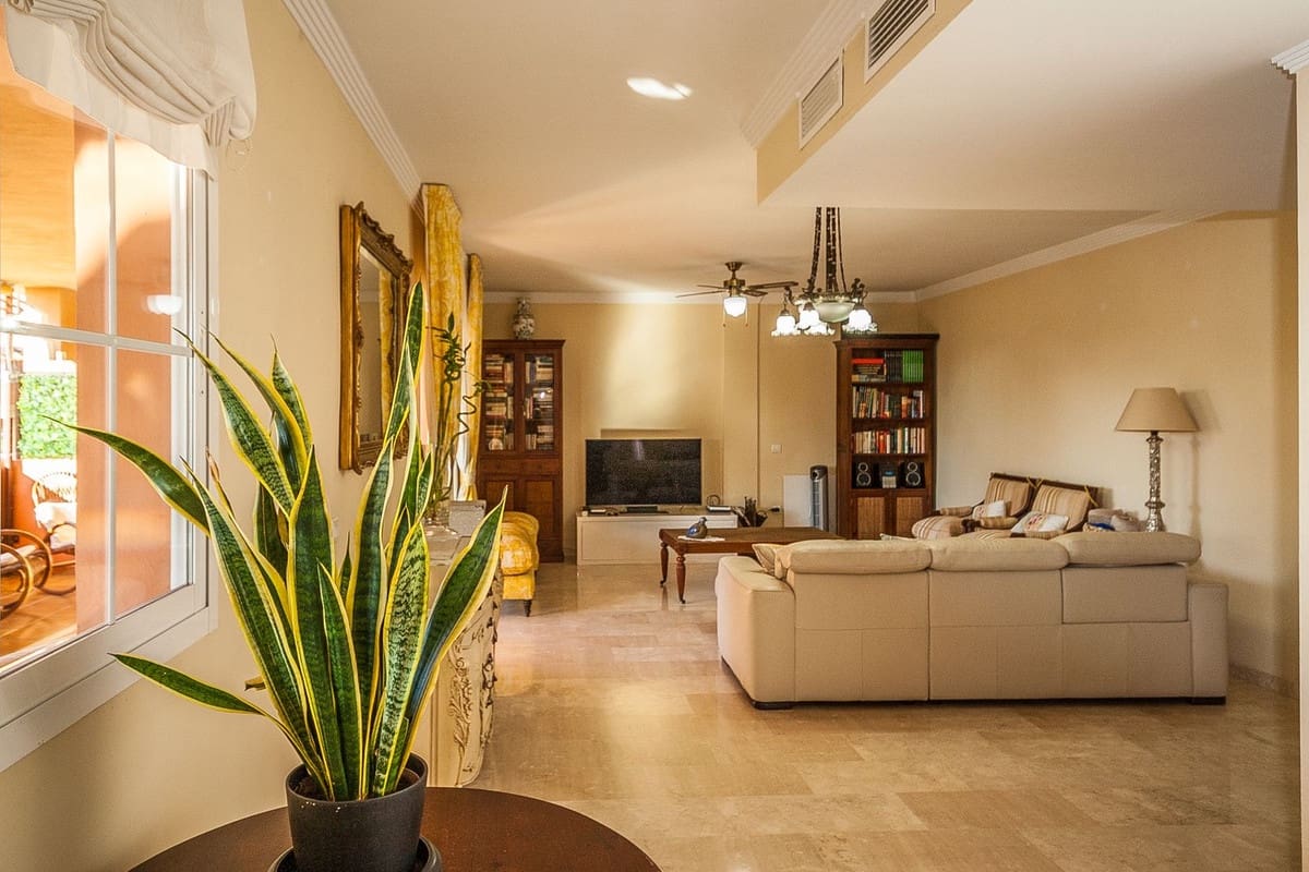 2 chambre Appartement à vendre à Elviria - 539 000 € (Ref: 9629323)