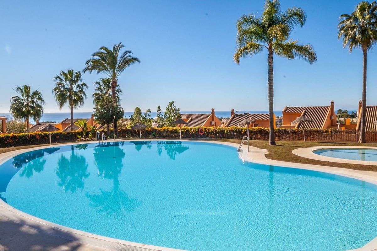 2 chambre Appartement à vendre à Elviria - 399 950 € (Ref: 9629324)