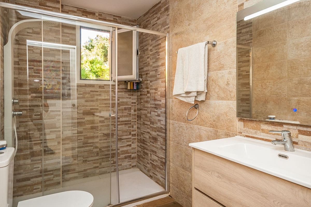 2 chambre Appartement à vendre à Elviria - 399 950 € (Ref: 9629324)