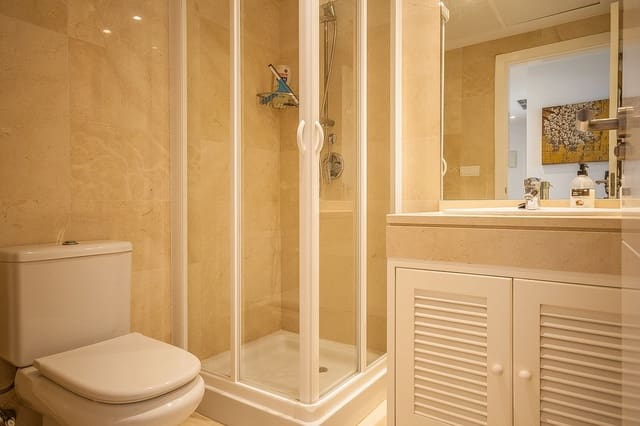 2 chambre Appartement à vendre à Elviria, Marbella - 385 000 € (Ref: 9629326)