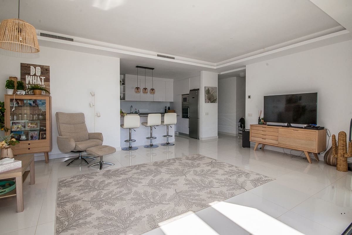 3 bedroom Penthouse for sale in Benahavis - € 1,095,000 (Ref: 9629327)