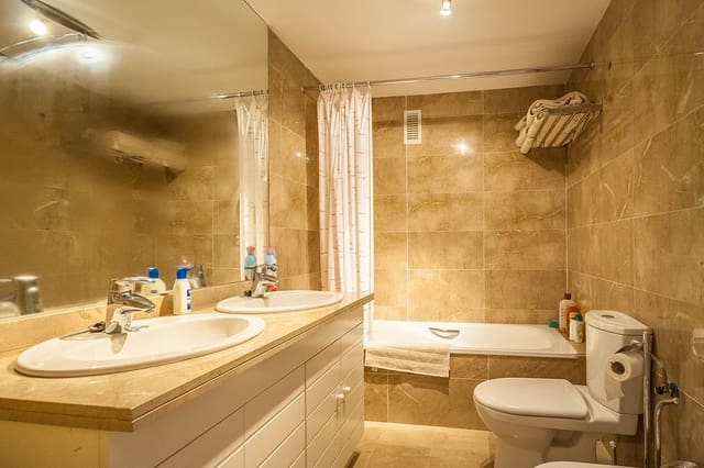 3 bedroom Apartment for sale in Riviera del Sol, Mijas - € 475,000 (Ref: 9629328)