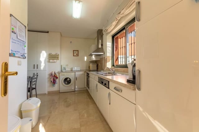 2 bedroom Apartment for sale in Calahonda, Mijas - € 299,950 (Ref: 9629333)