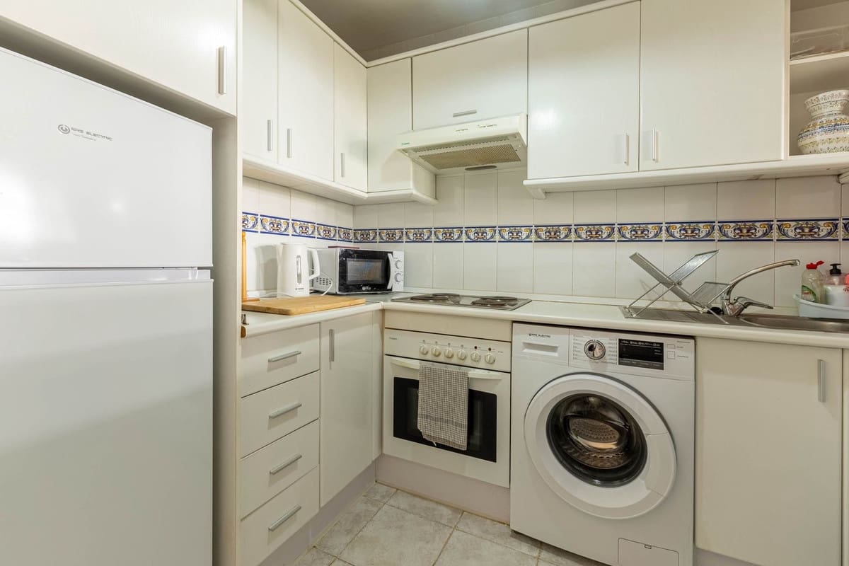 2 soveværelse Lejlighed til salg i Mijas Golf med garage - € 280.000 (Ref: 9629335)