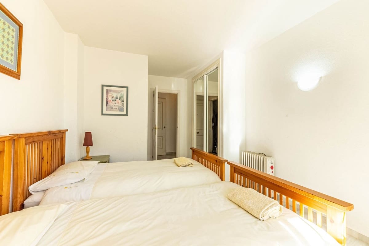 2 soveværelse Lejlighed til salg i Mijas Golf med garage - € 280.000 (Ref: 9629335)