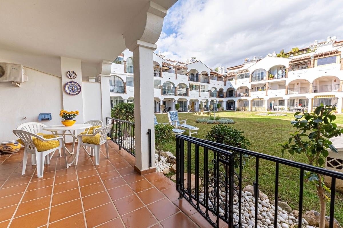 2 soveværelse Lejlighed til salg i Mijas Golf med garage - € 280.000 (Ref: 9629335)