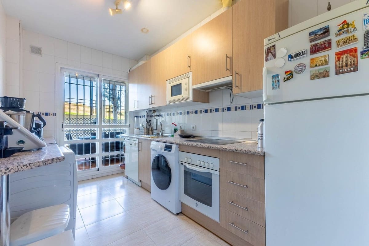 3 sovrum Lägenhet till salu i La Cala Hills med garage - 375 000 € (Ref: 9629336)