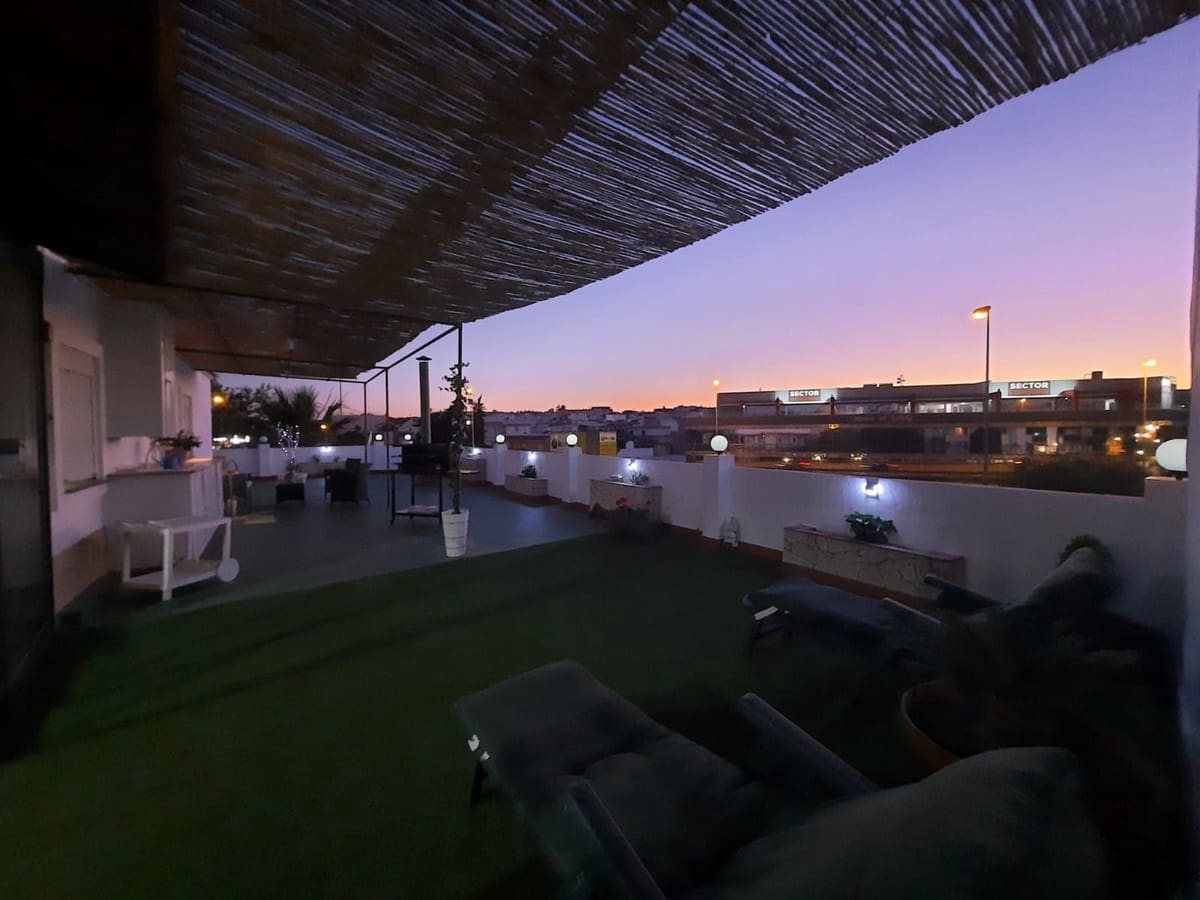 2 soverom Leilighet til salgs i Fuengirola med garasje - € 289 000 (Ref: 9629338)