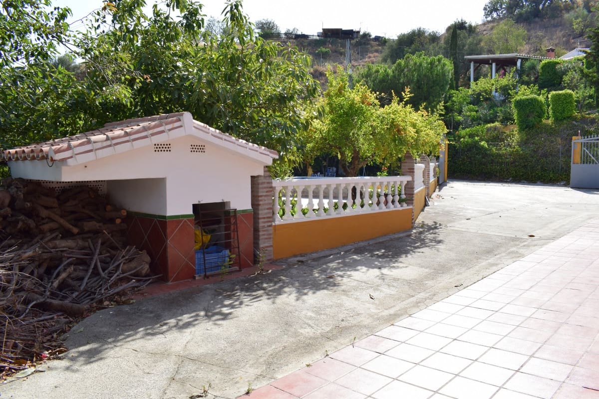 4 camera da letto Finca/Casa di Campagna in vendita in Velez-Malaga - 680.000 € (Rif: 9629346)