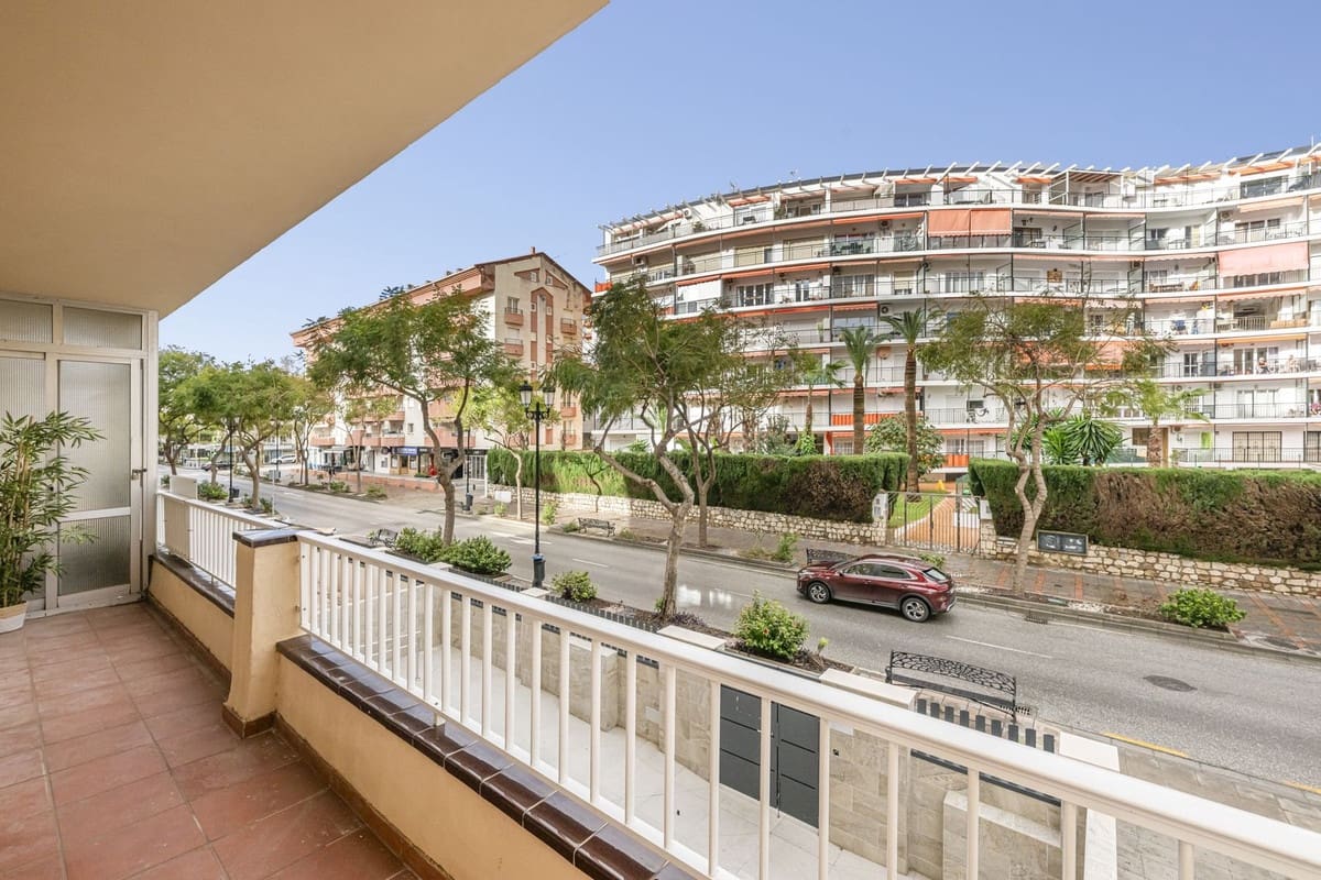1 soverom Leilighet til salgs i Fuengirola med garasje - € 242 000 (Ref: 9629347)