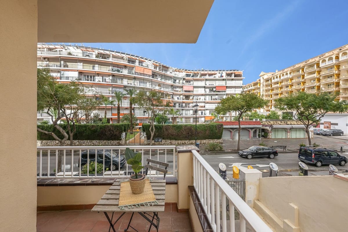 1 soverom Leilighet til salgs i Fuengirola med garasje - € 242 000 (Ref: 9629347)