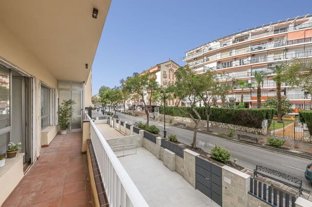 1 bedroom Apartment for sale in Castillo Sohail, Fuengirola with garage - € 242,000 (Ref: 9629347)
