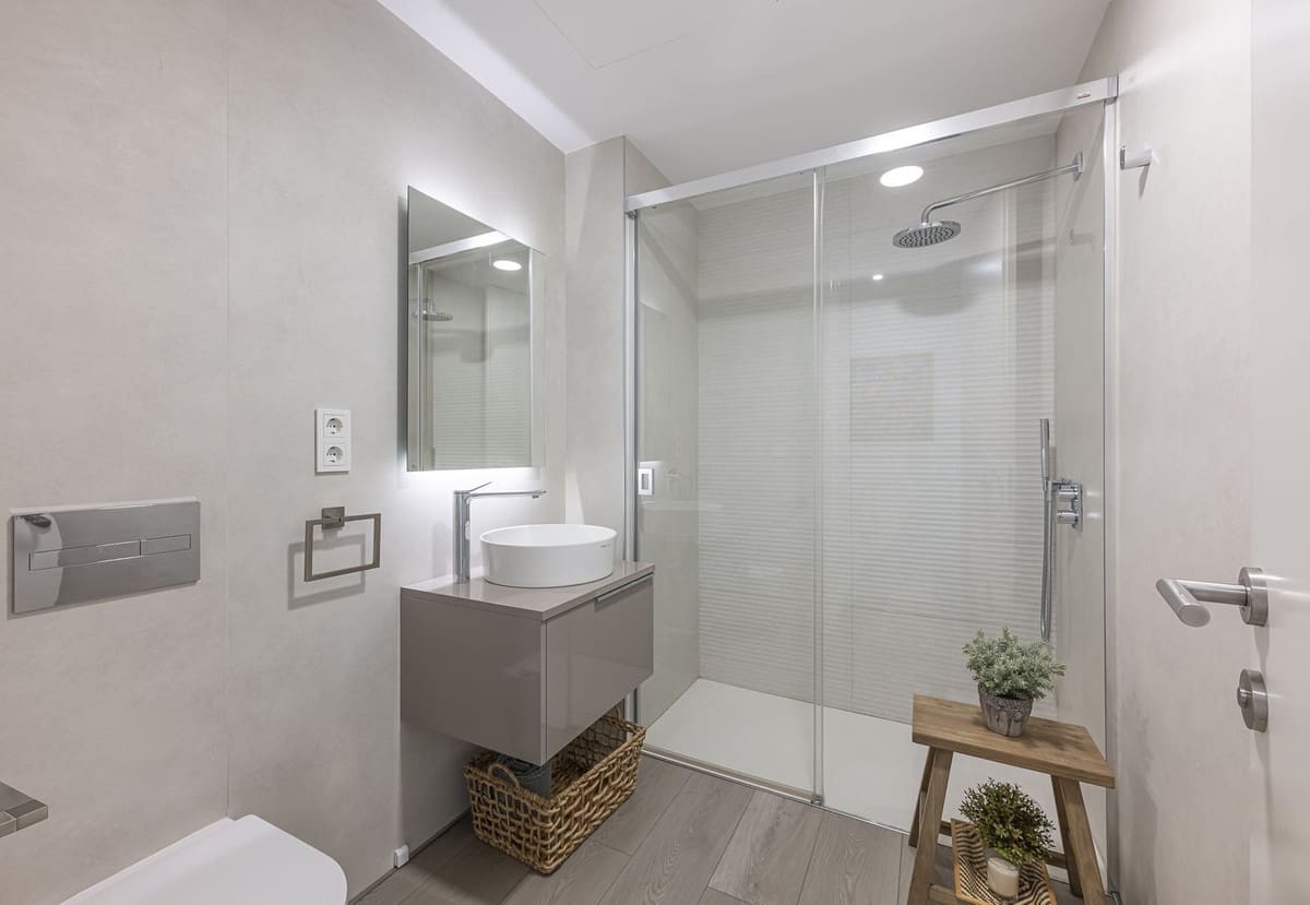 Apartamento de 2 habitaciones en Estepona en venta con garaje - 795.000 € (Ref: 9629349)