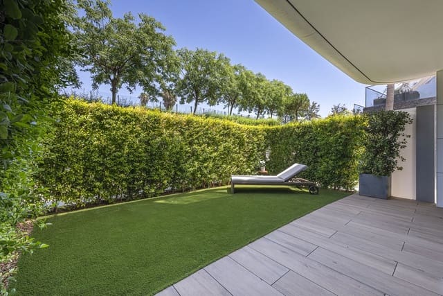 2 soverom Leilighet til salgs i Parque Central, Estepona med garasje - € 795 000 (Ref: 9629349)