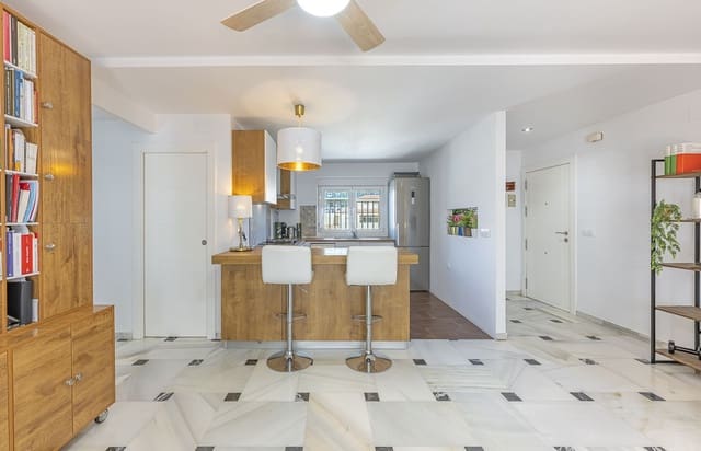 3 chambre Penthouse à vendre à Castillo Sohail, Fuengirola avec garage - 545 000 € (Ref: 9629351)