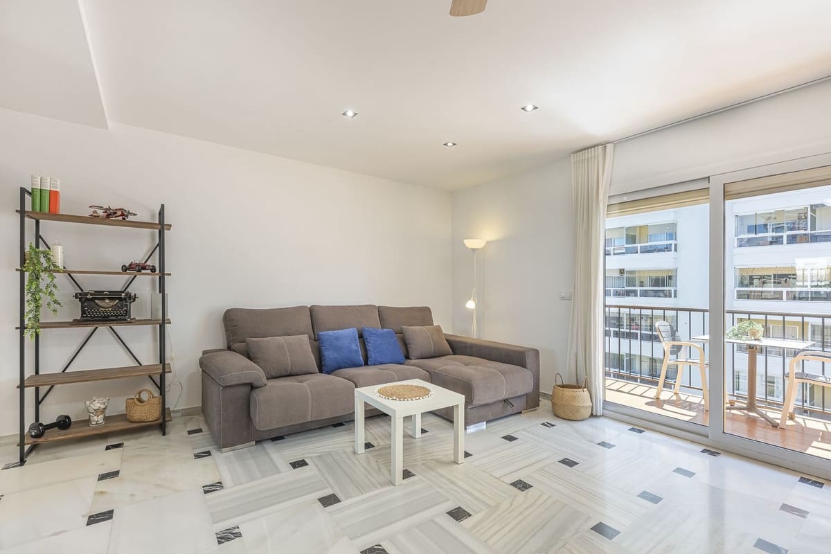 3 slaapkamer Penthouse te koop in Fuengirola met garage - € 545.000 (Ref: 9629351)