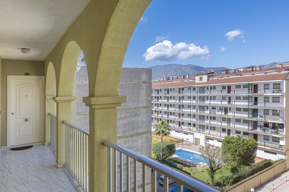 3 slaapkamer Penthouse te koop in Fuengirola met garage - € 545.000 (Ref: 9629351)
