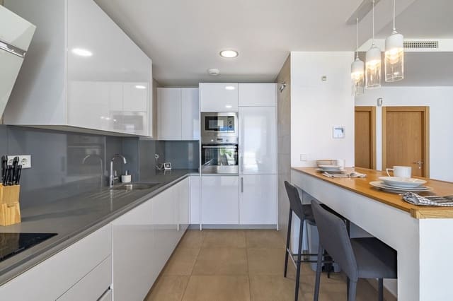 4 slaapkamer Villa te koop in Manilva Pueblo, Manilva met garage - € 1.150.000 (Ref: 9629353)