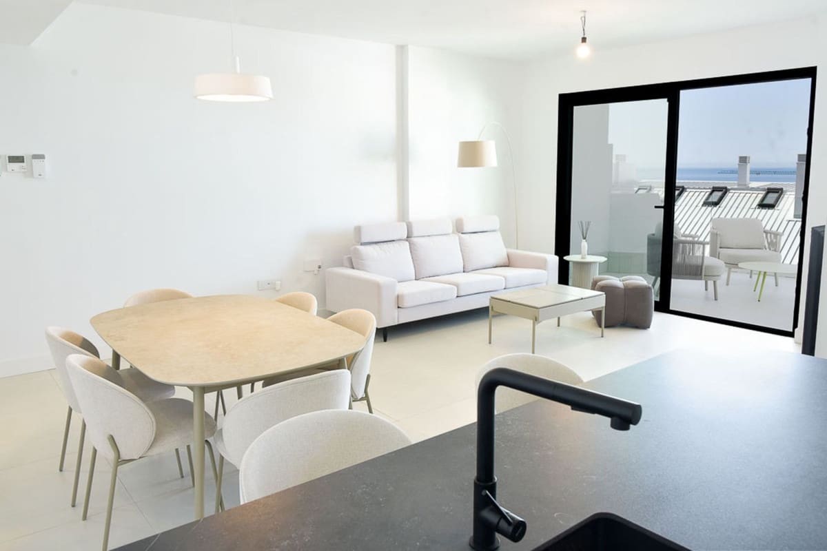 Apartamento de 3 habitaciones en Fuengirola en venta - 635.000 € (Ref: 9629357)