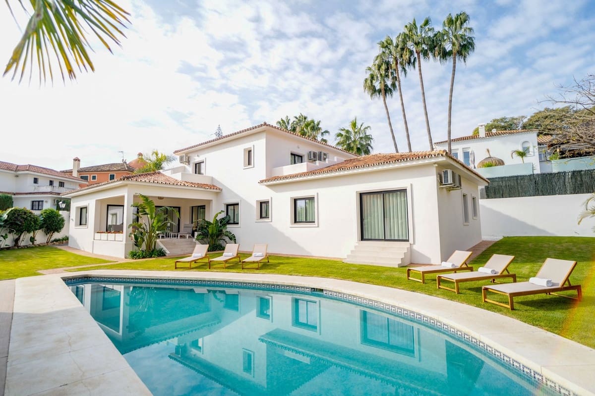 6 soverom Villa til salgs i Marbella - € 3 045 000 (Ref: 9629359)