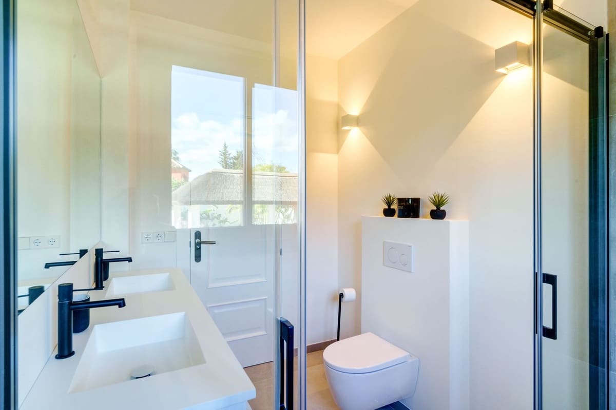 6 soverom Villa til salgs i Marbella - € 3 045 000 (Ref: 9629359)