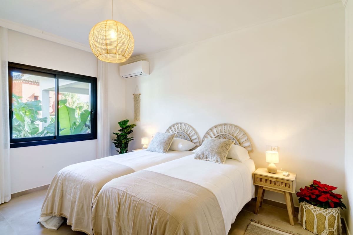 6 soverom Villa til salgs i Marbella - € 3 045 000 (Ref: 9629359)