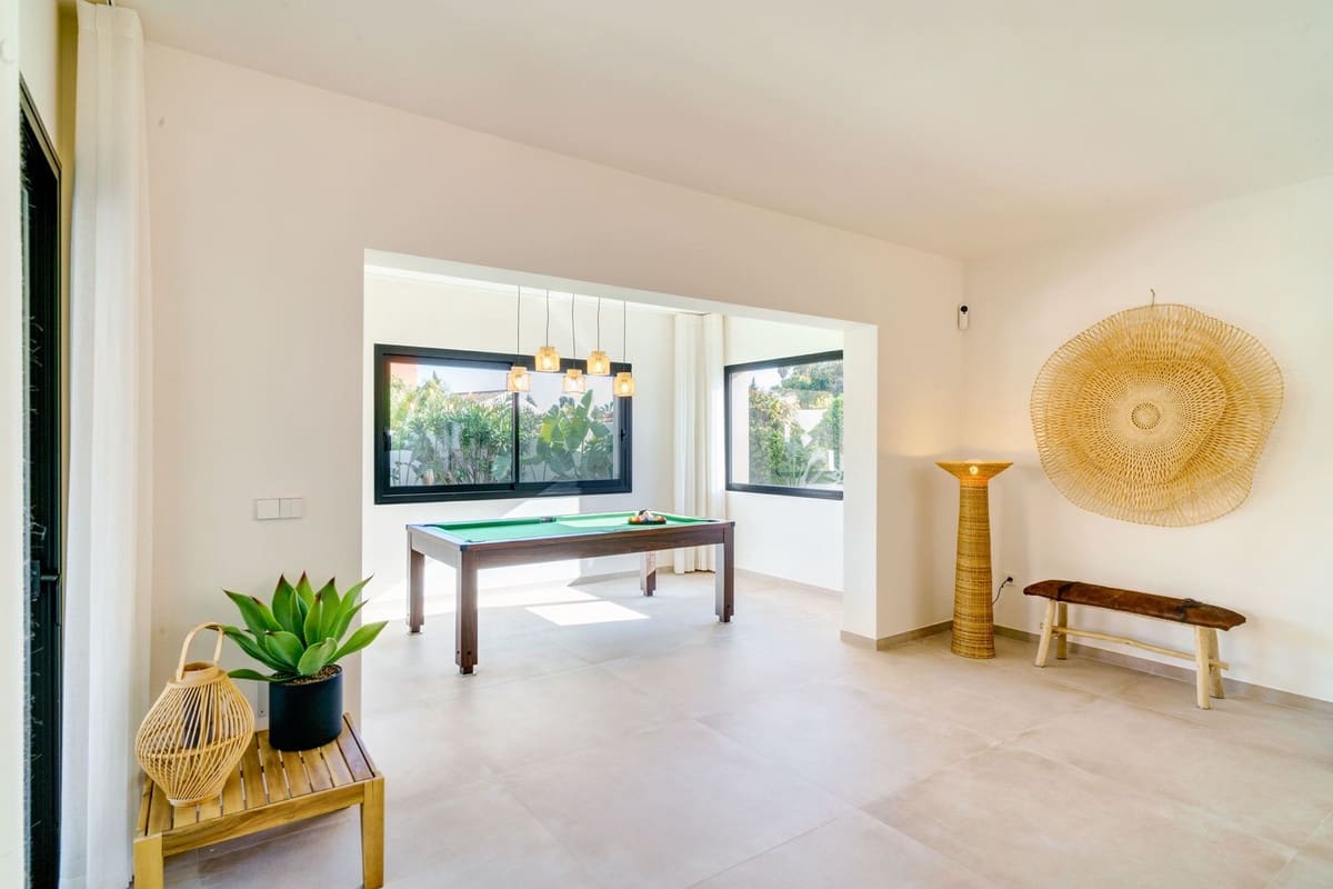 6 soverom Villa til salgs i Marbella - € 3 045 000 (Ref: 9629359)