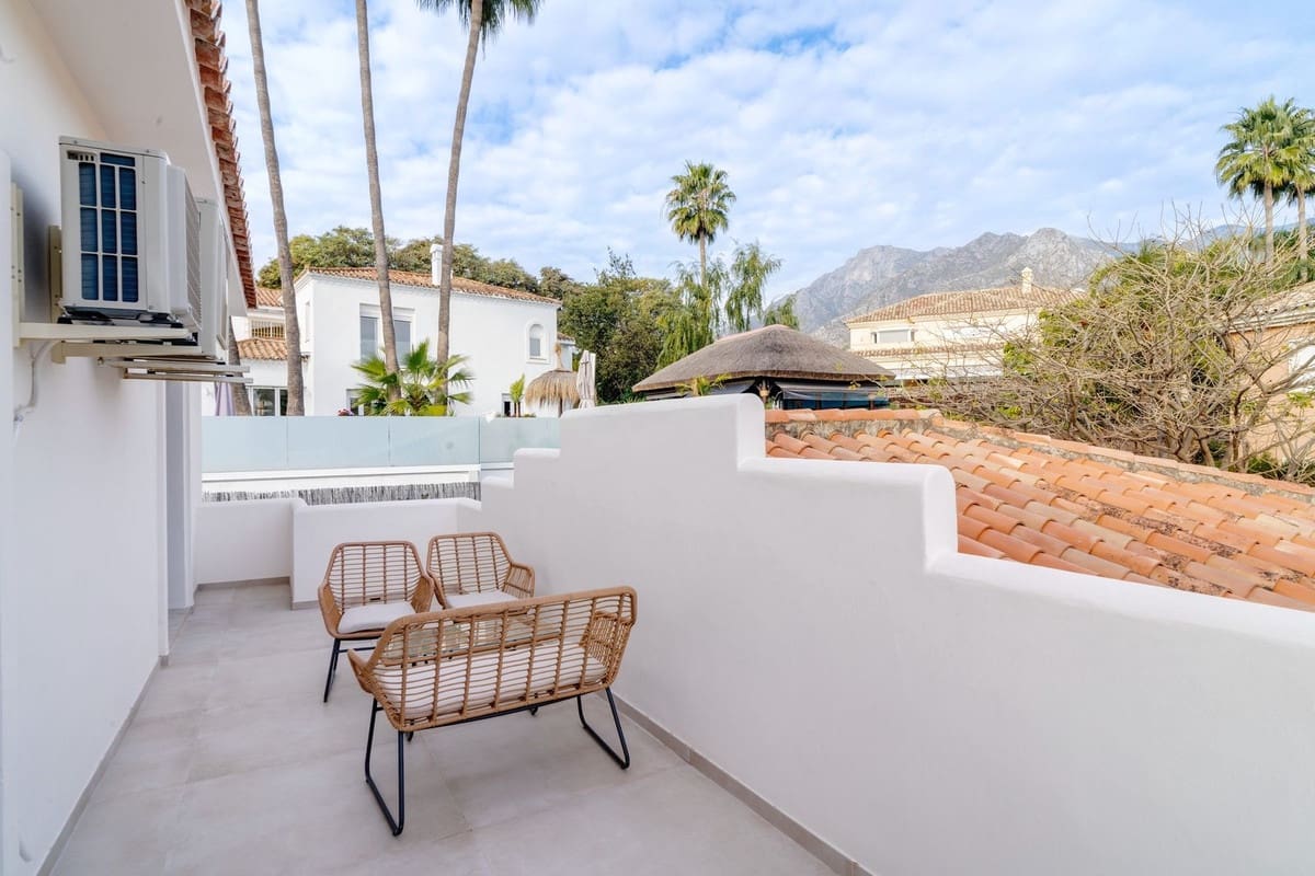 6 soverom Villa til salgs i Marbella - € 3 045 000 (Ref: 9629359)