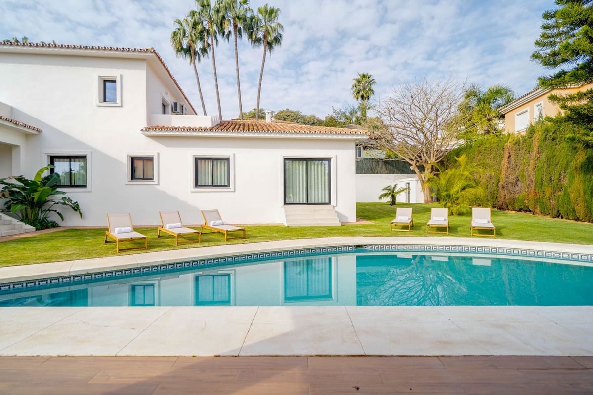 6 soverom Villa til salgs i Marbella - € 3 045 000 (Ref: 9629359)