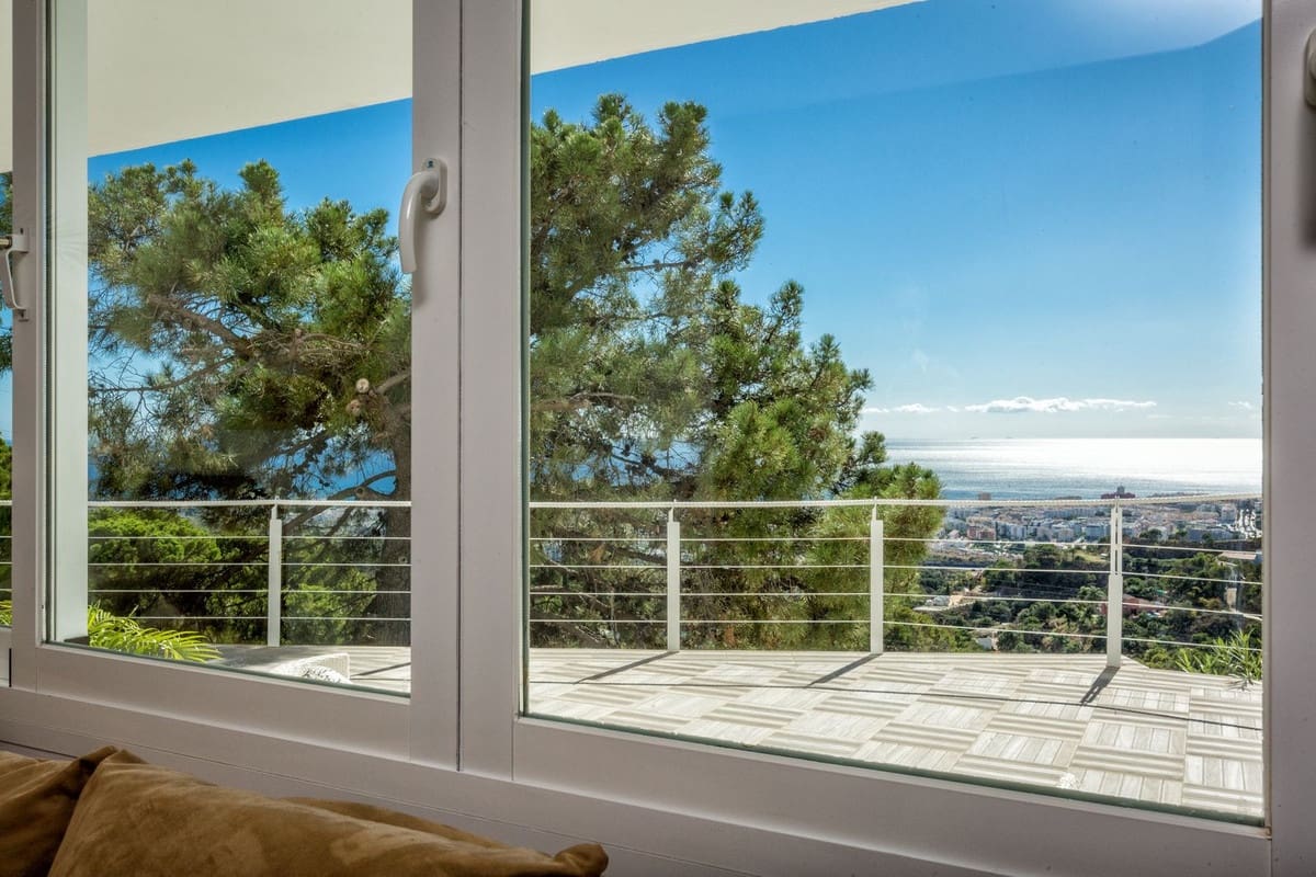 6 sypialnia Willa na sprzedaż w Estepona - 3 600 000 € (Ref: 9632886)