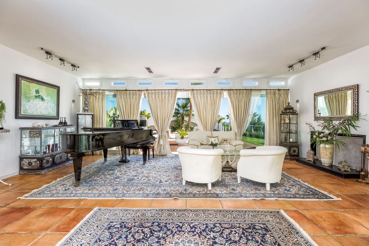 6 sypialnia Willa na sprzedaż w Estepona - 3 600 000 € (Ref: 9632886)