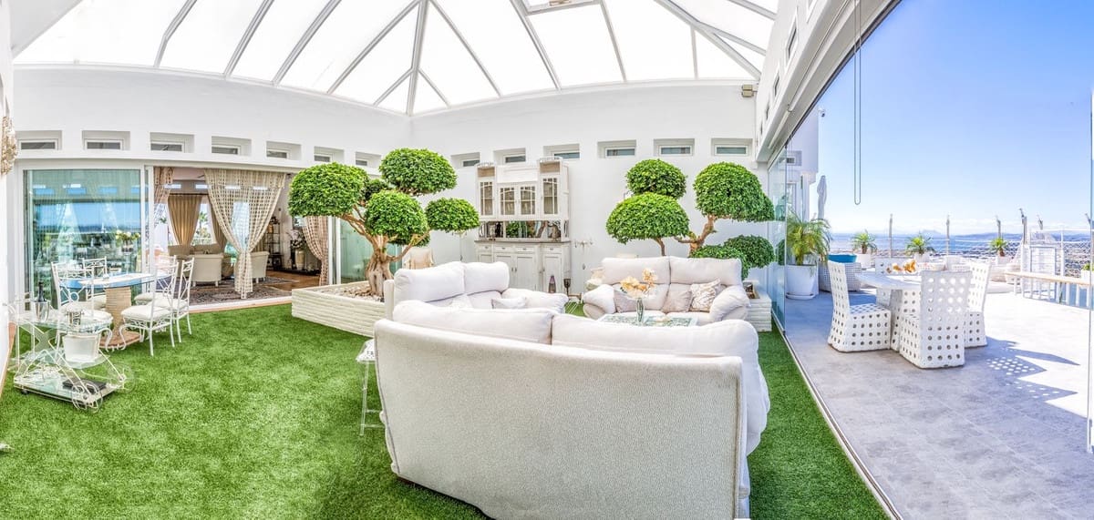 6 sypialnia Willa na sprzedaż w Estepona - 3 600 000 € (Ref: 9632886)